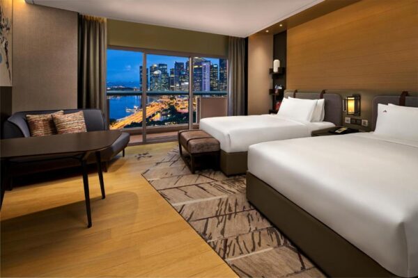 Gold Package: The Stamford, Singapore 5*