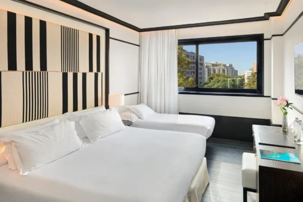 Bronze Package: H10 Marina Barcelona, Barcelona 4*