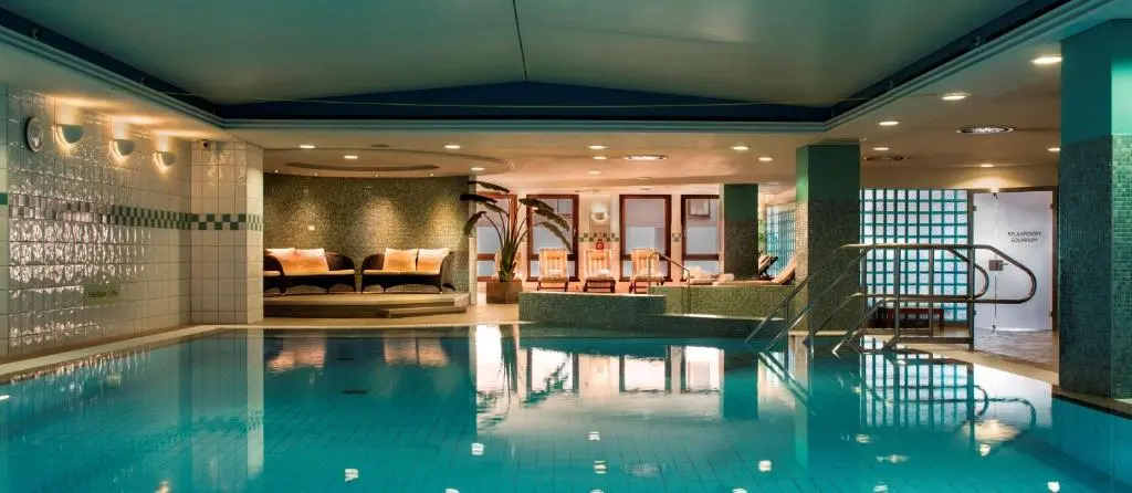 Hilton-Dresden-Pool