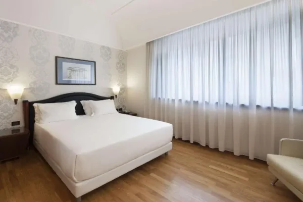 Bronze Package: NH Machiavelli, Milan 4*